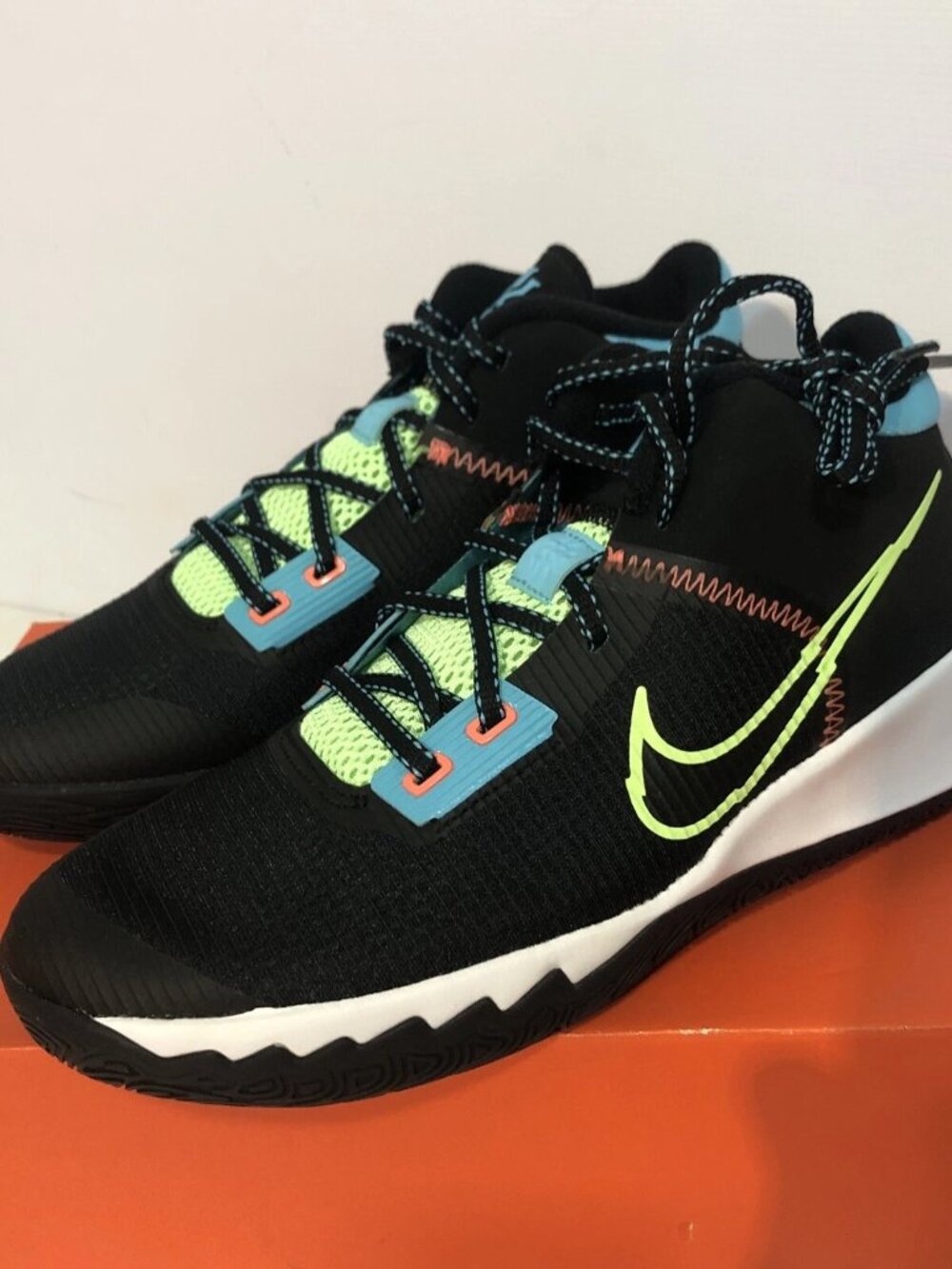 Nike Kyrie Flytrap 4 GS "Black Lime Glow" CT5537-003 Sz Wmns 7, 7.5, 8